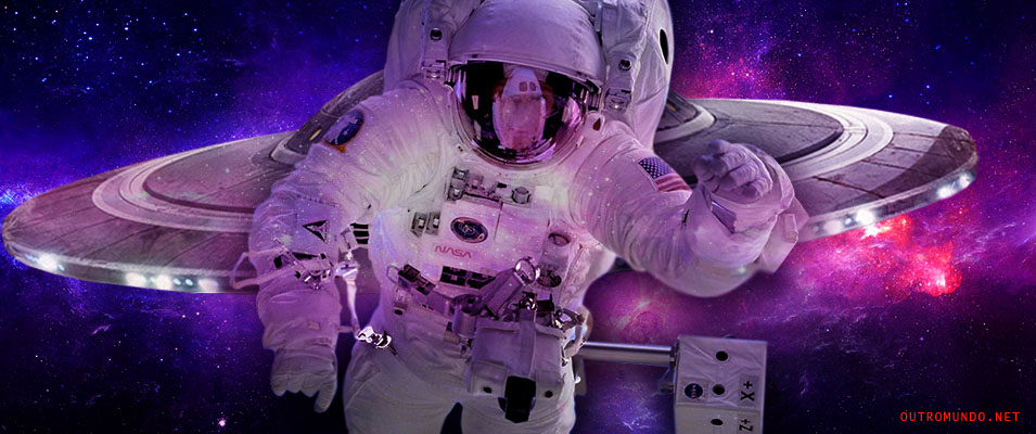 Astronauta tenta esconder OVNIs com a mão durante transmissão ao vivo